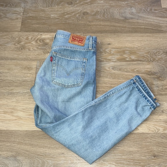 Pre owned - Picture 2 of 3